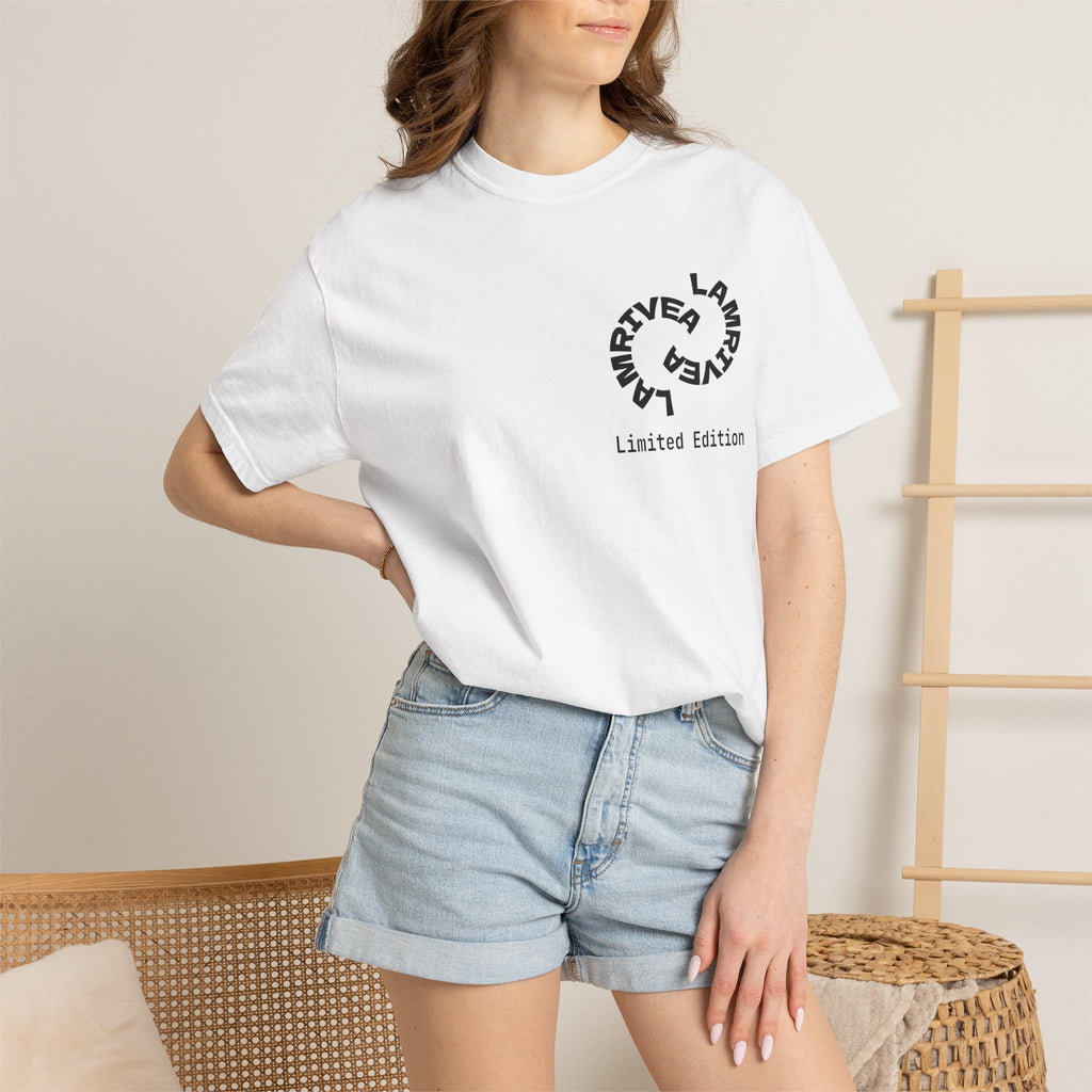 LAMRIVEA T-shirt – Style minimaliste & lifestyle | Confort premium unisexe